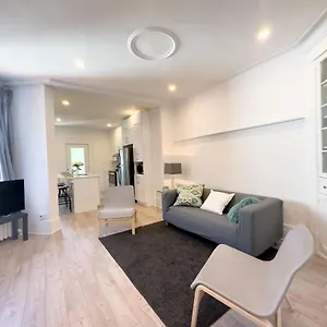  Apartment Big Beautiful 3-bedr Only 2min To Metro Villamaria Canada